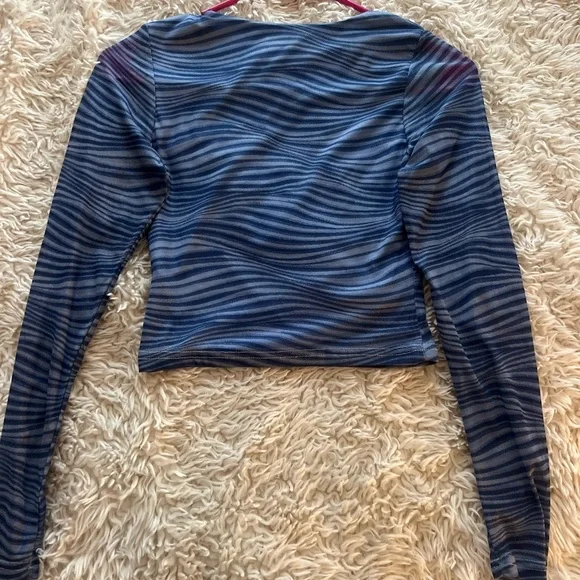 Princess Polly Blue Mesh Long Sleeve Top - Picture 4 of 6